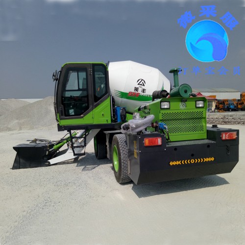 小型多功能自动搅拌车  小型自上料搅拌车 厂家直销