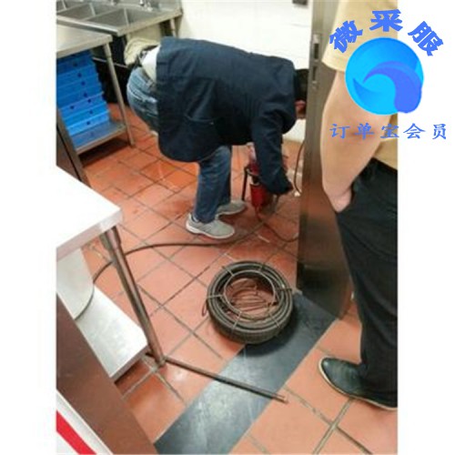 北京东坝地区高压清洗管道  抽粪  疏通下水道