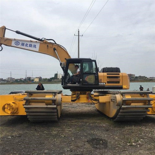 水陆挖掘机改装,湖北兴勇机械,水陆挖掘机改装水挖深水式浮箱