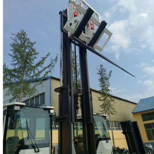 越抱叉  泥石路叉车 侧翻油缸叉车 欢迎选购