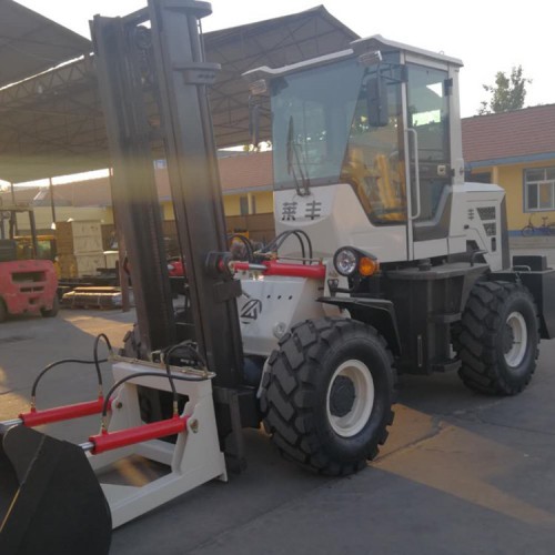 越软包  装车四驱叉车 越加铲斗 厂家现货