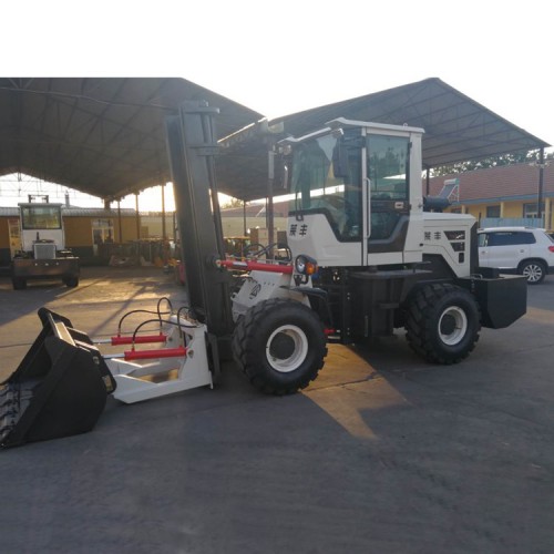 四驱越叉车  坑洼平叉车 物流仓库搬运车 价格面议