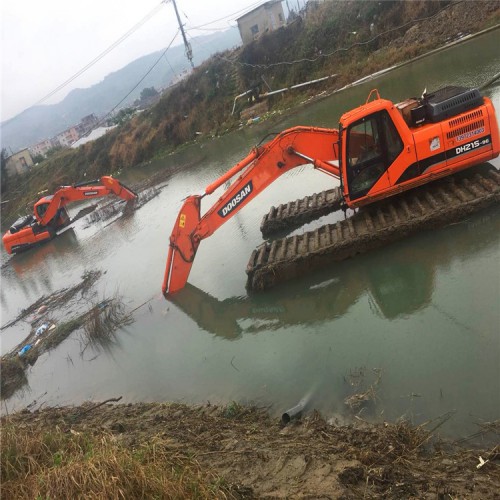 出租水上挖掘机