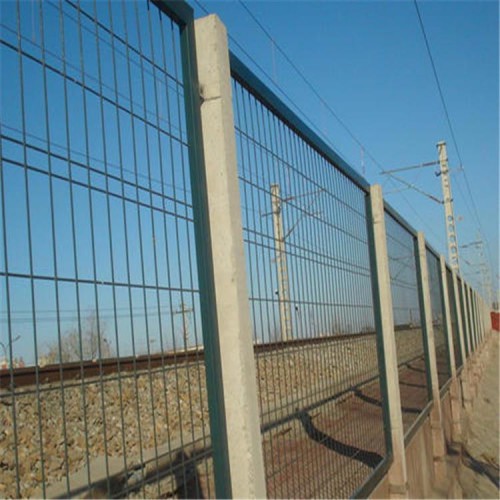 铁路防护栅栏报价