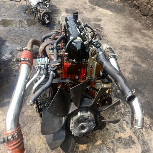 3.8 2.8发动机总成