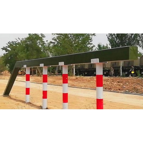 移动式400米障碍器材，独木桥价格