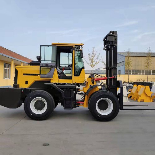 越野叉车  能加吊杆越野叉车 物流仓库搬运车 定制厂家