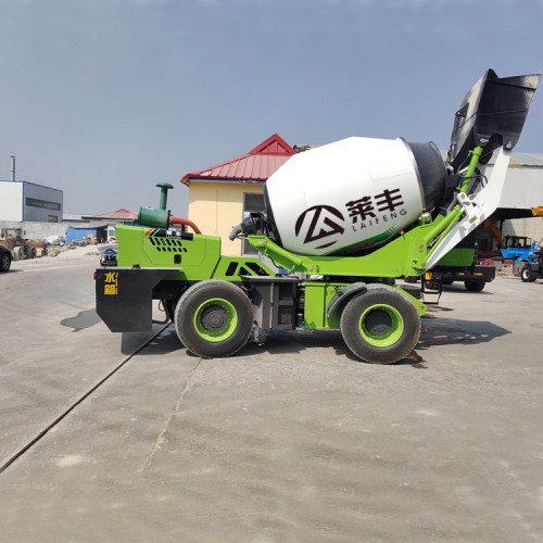 水泥搅拌车厂家销售  厂家小型混凝土全自动搅拌车 价格实惠