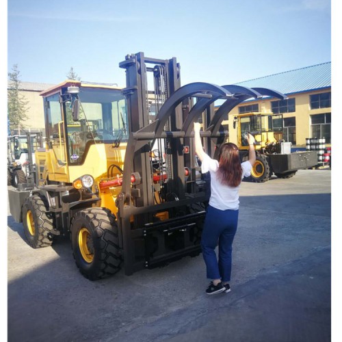 越野叉车价格  伐木场越野叉车 越野抱叉 厂家供应