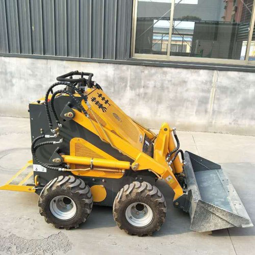 多功能滑移小铲车 滑移小铲车工作灵活 轮式多功能微型小铲车