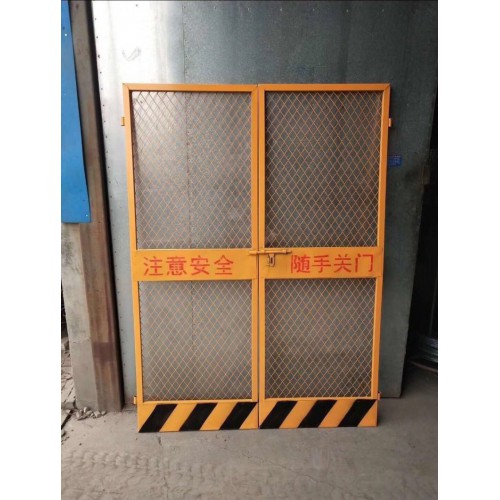 工地楼层施工电梯门 地基临边防护栏 临边井口安全防护围栏