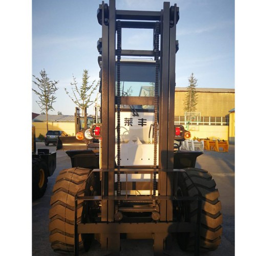 抱夹叉车  搬运越野叉车 欢迎致电洽谈