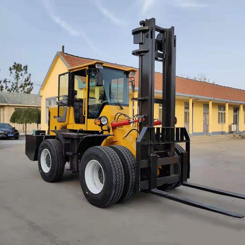 吊钩叉车  山路越野叉车 现货出售