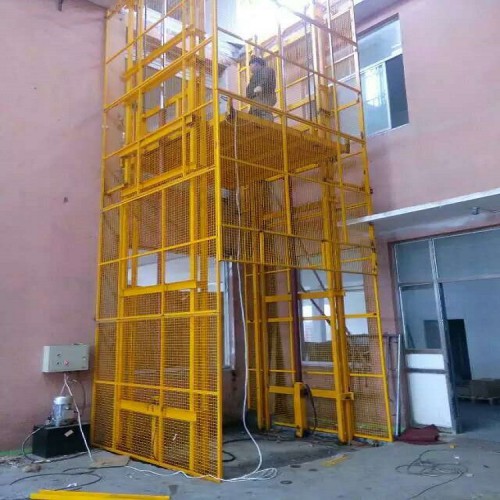 室外液压货梯 导轨液压货梯 简易液压货梯