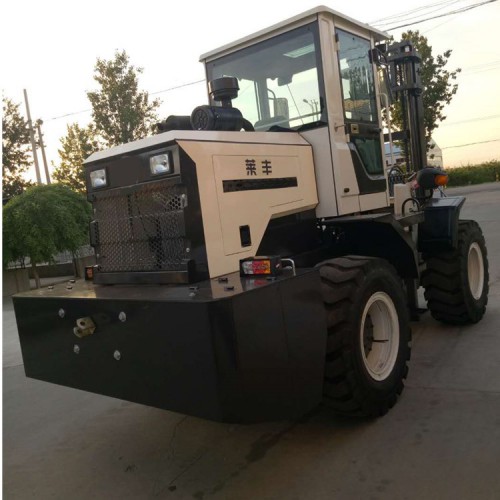 越野加铲斗  装车四驱越野叉车 高品质