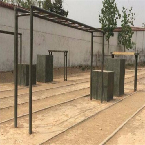 单兵训练场400米障碍器材 军事训练器材生产厂家 全国发货