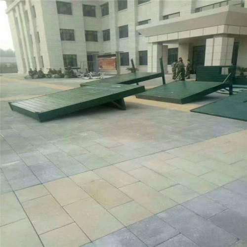 军用组合训练爬绳杆价 部队攀爬架厂家批发 优质厂家