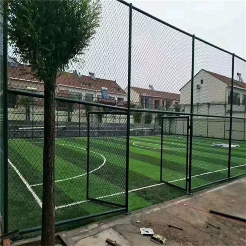 篮球场地围网 球场围网价格 球场护栏网