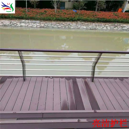 32*2不锈钢护栏 不锈钢护栏厂家