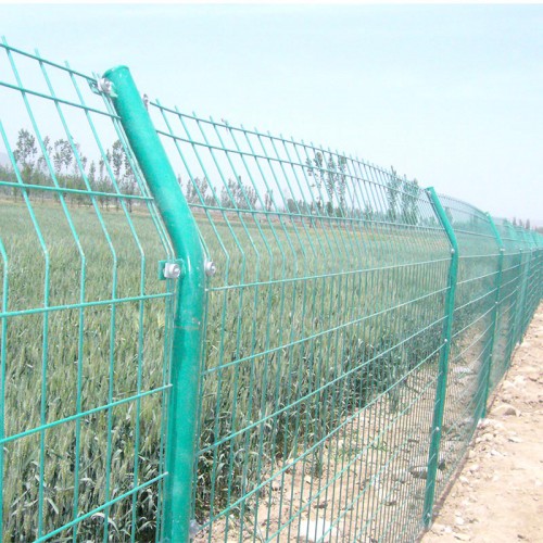 铁丝网围栏 圈地铁丝网围栏 价格