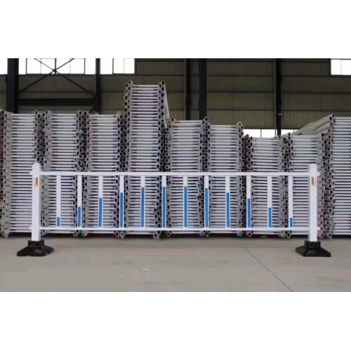 道路护栏厂家批发市政护栏—河北盾甲