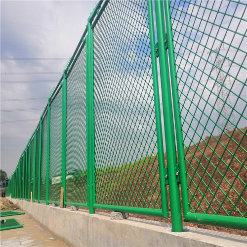 自贸区金属围墙网 物流园围网