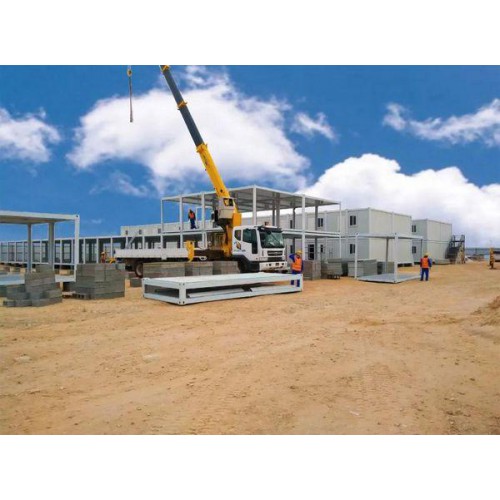 工地里的活动房 安全美观的集装箱 定制厂家直销的价格