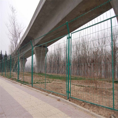 金属网栅栏 钢丝隔离栅