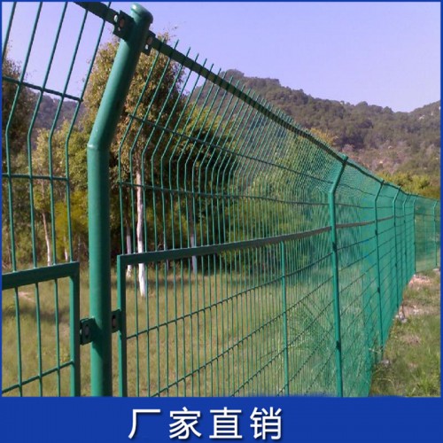 绿色涂塑隔离栅 金属网围栏