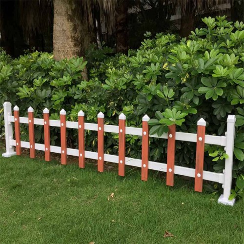 PVC草坪护栏 小区护栏  庭院护栏 厂家直销