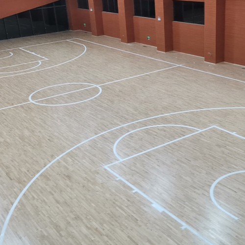 玉林一个标准的篮球场铺运动木地板预算需多少