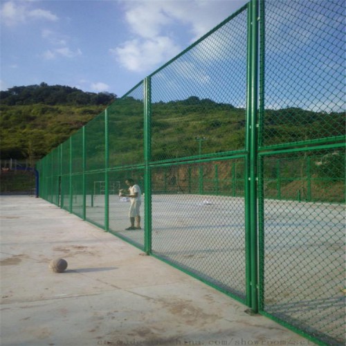球场围栏