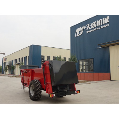 内蒙古赤峰通辽用双竖螺旋绞龙式扬粪车大型立式螺旋撒粪机