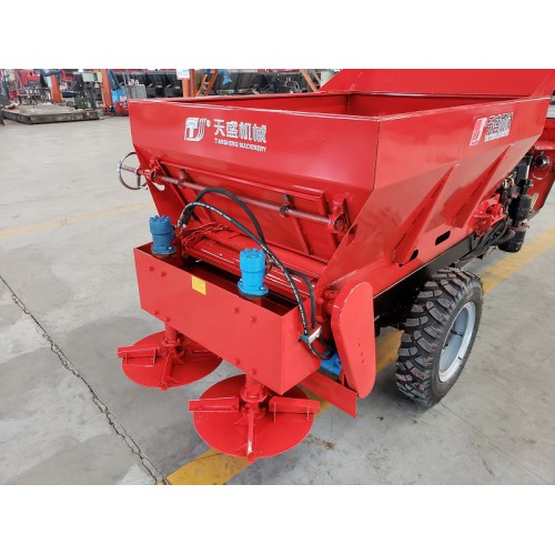 河南大棚专用撒粪车 鲜粪有机肥撒肥机厂家直销