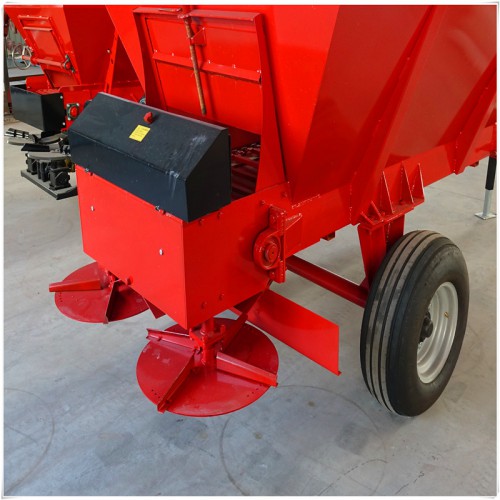 湿鸡粪撒粪机  农家肥撒粪扬粪机价格
