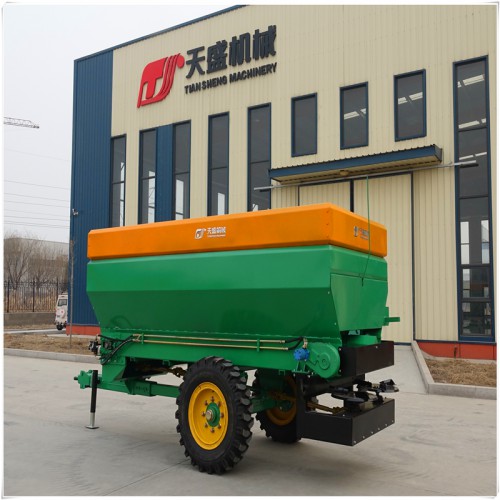 吉林松原撒复合肥 颗粒肥机子 大型撒肥机土杂肥撒粪机扬粪机