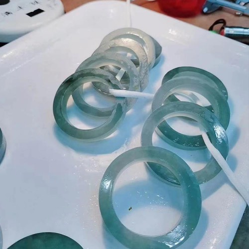 优质天然翡翠明料 翡翠手镯明料