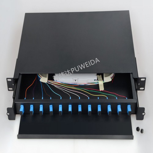 抽拉式12芯光缆终端盒美观