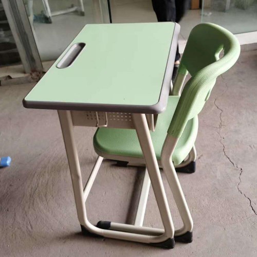 厂家直销学习课桌椅定制 供应课桌椅