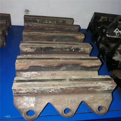 刀头流导板制砂机合金钢钨钢 分料锥下料桶冲击块抛料头叶轮反击