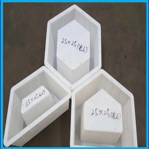 供应六边形护坡模具 公路六边形护坡模具厂家