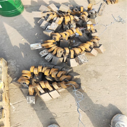 大型合金耐磨矿山砂石破碎机锤头锤式碎石机高铬锤头打沙g机甩锤