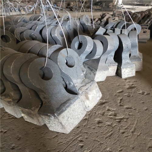 矿山破碎机锤头颚式石子破碎高铬合金锤头制砂机耐磨铸造方锤配件