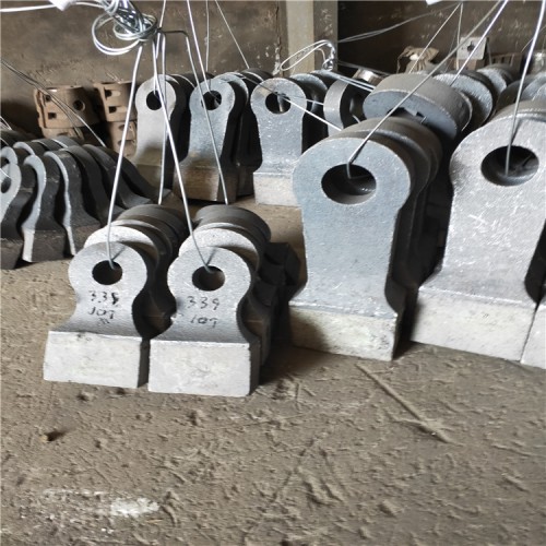 铸造高铬合金锤头锤式破碎机锤头甩锤制砂机锤头铸造合金锤头