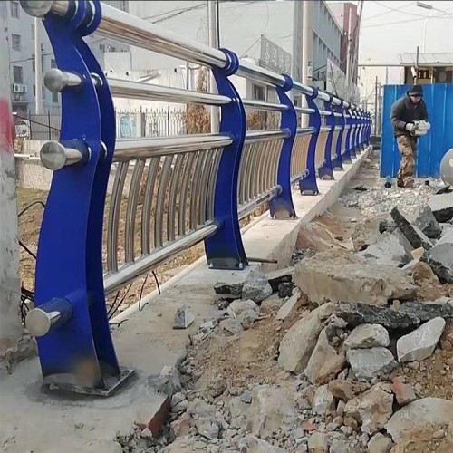 山东众顺直供不锈钢碳素复合管