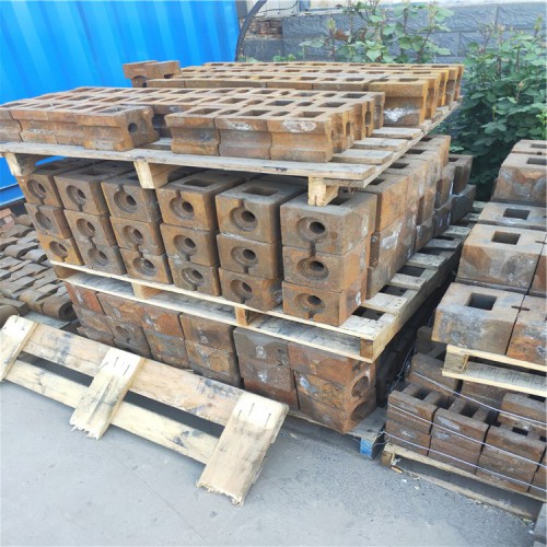 锤头,板锤,高铬甩锤,高锰钢筛板,颚板,衬板,牙板,齿