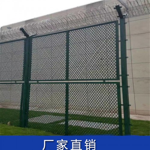 监狱钢网墙生产厂家 不锈钢刀刺隔离网 加高防攀爬围墙网