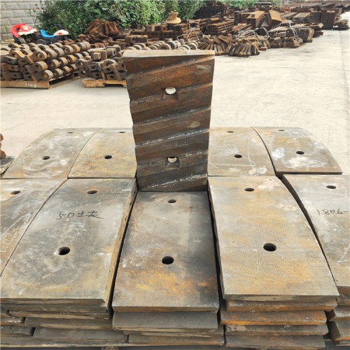 破碎机厂家破碎机筛板耐磨衬板供应商河南安阳破碎机锤头筛板衬板