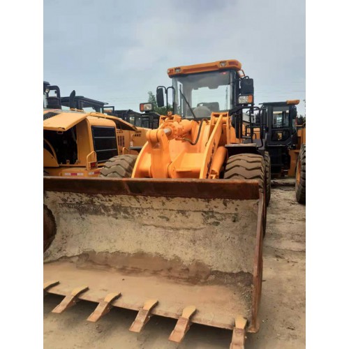 二手50装载机低价出售，原装二手龙工855铲车5吨电喷