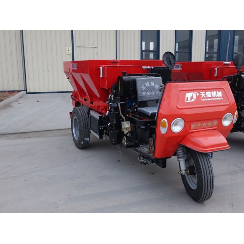 三马子鸡粪散粪机  抛粪机  寿光撒肥机厂家直销